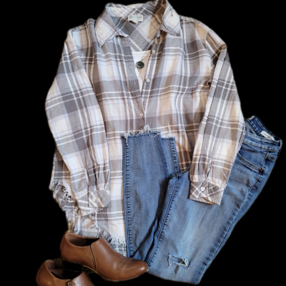 Francescas  Flannel top sz small